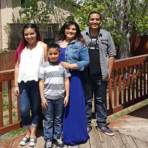 colorado springs dental team - Melissa and family