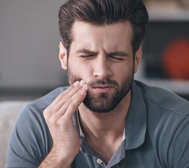 Colorado Springs Can a Cracked Tooth be Saved with a Root Canal and Crown